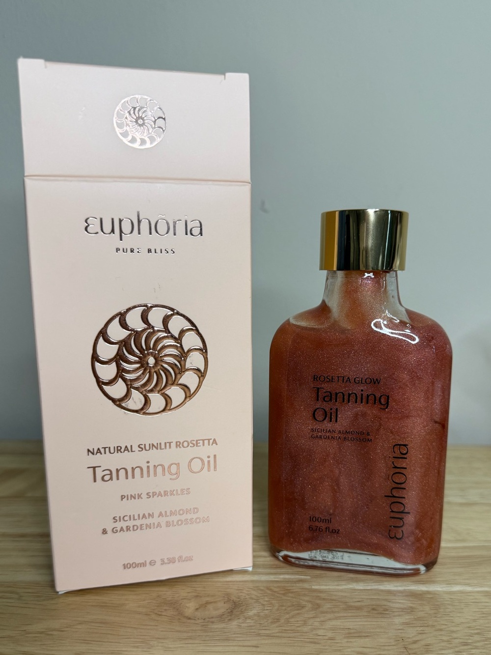 Euphoría Rosetta Glow Tanning Oil - 100ml - NWT - Picture 2 of 7